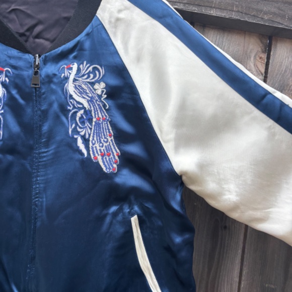 Zara Reversible Peacock Embroidered Satin Bomber Jacket Size Medium - Picture 5 of 13